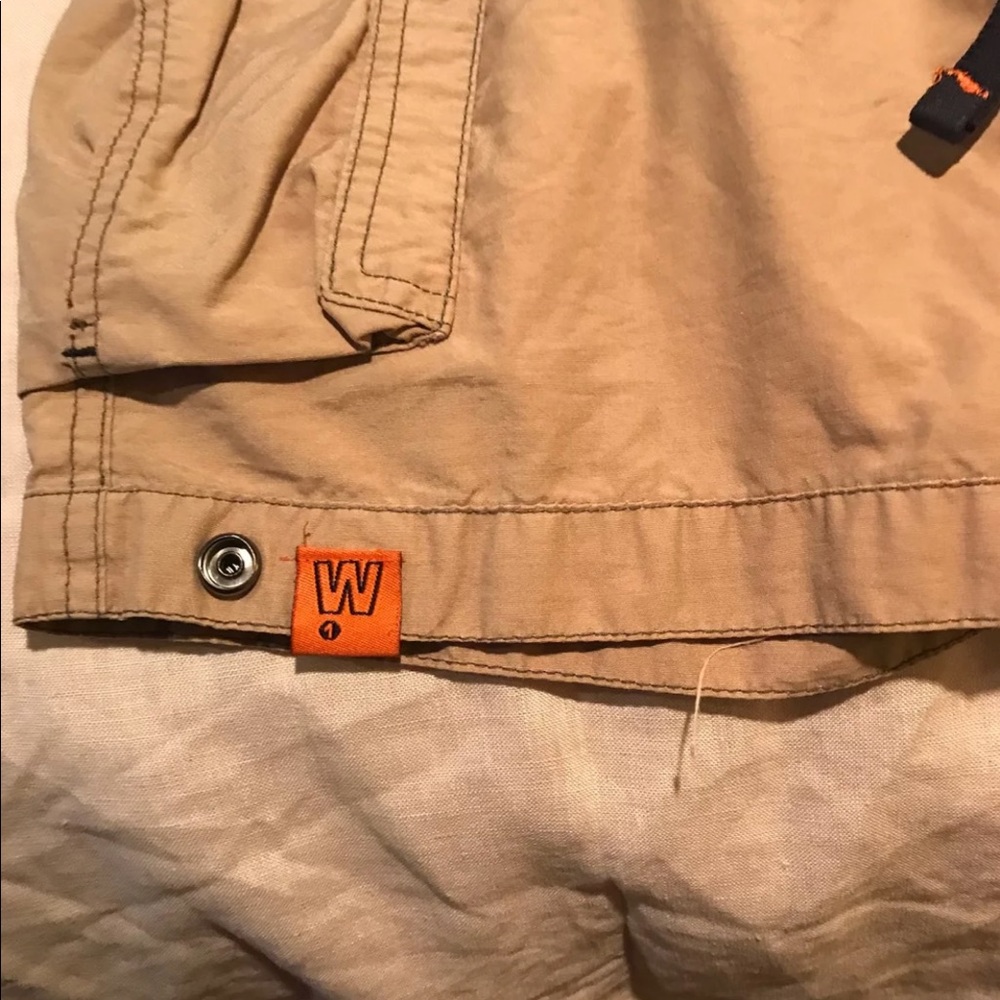 Shorts - Picture 4 of 6